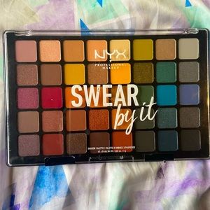 Nyx Swear BY it Eyeshadow palette